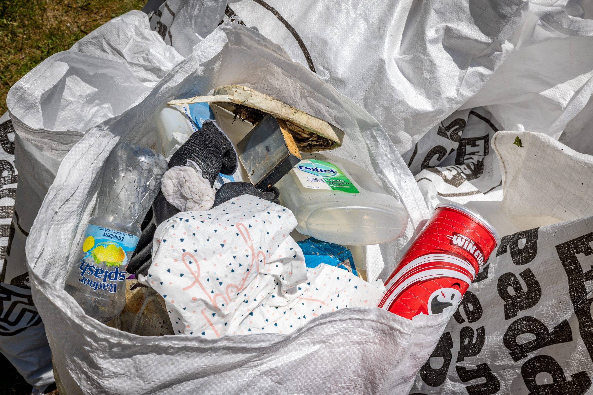 Decathlon UK and Paddle UK waterway cleanup, photographed by Chris Whittam